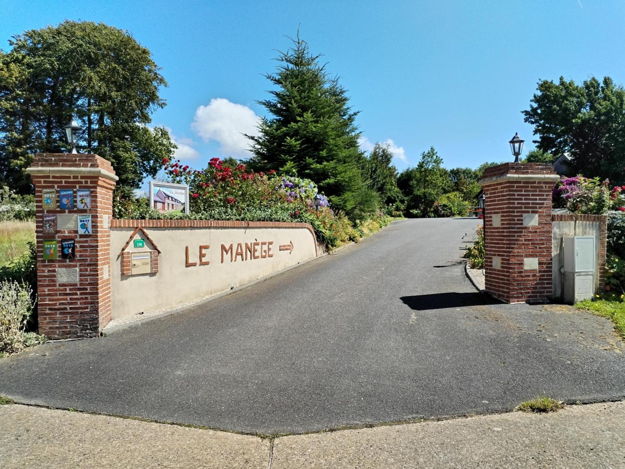 Le Manege Gite Le Phare Otel Sainte-Marie-au-Bosc Dış mekan fotoğraf